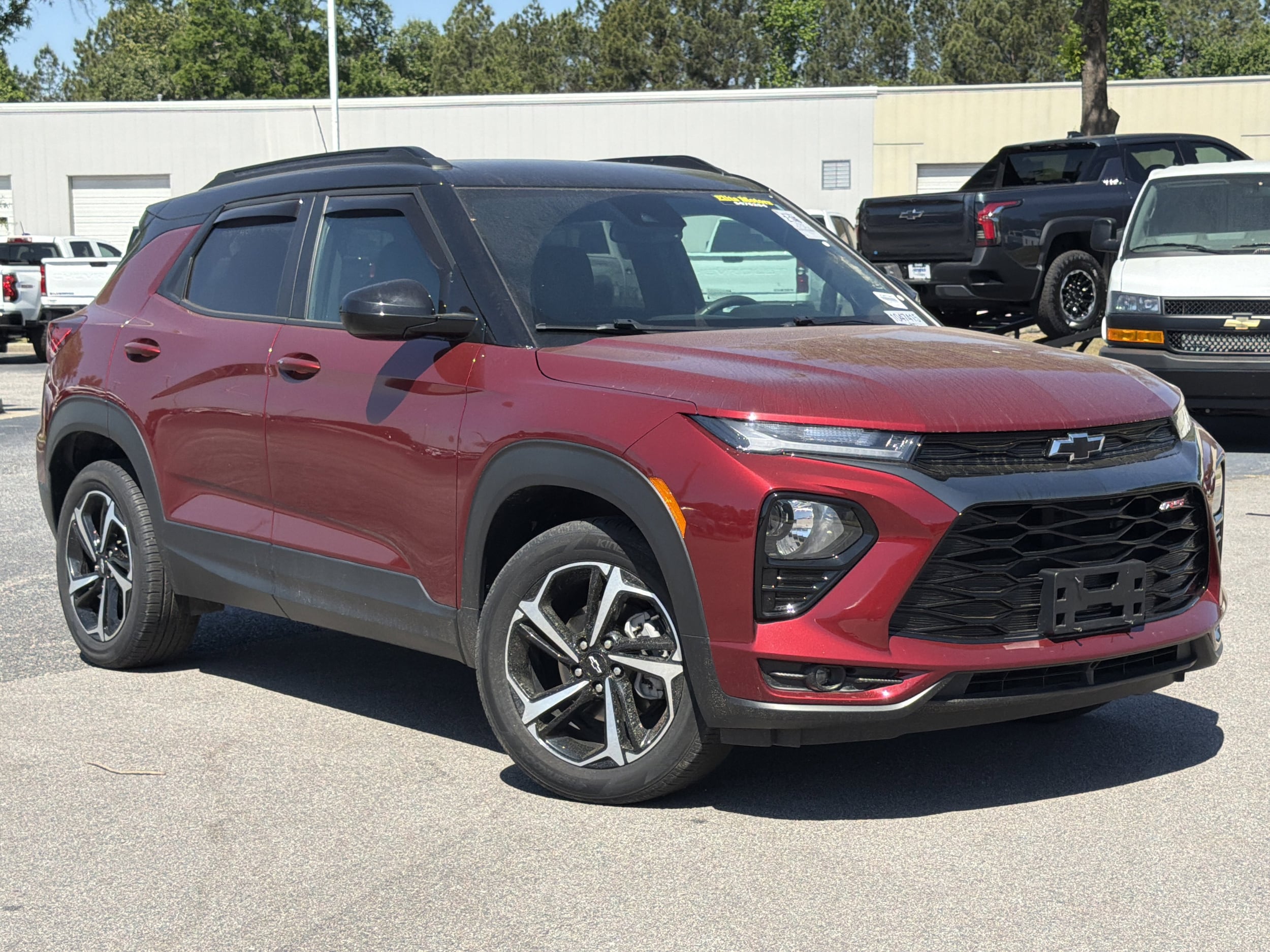 2023 Chevrolet Trailblazer RS photo 2