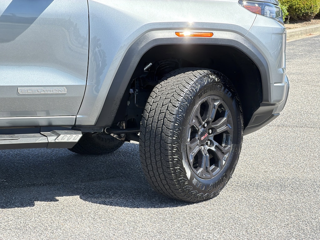 Used 2024 GMC Canyon 2WD Elevation Pickup