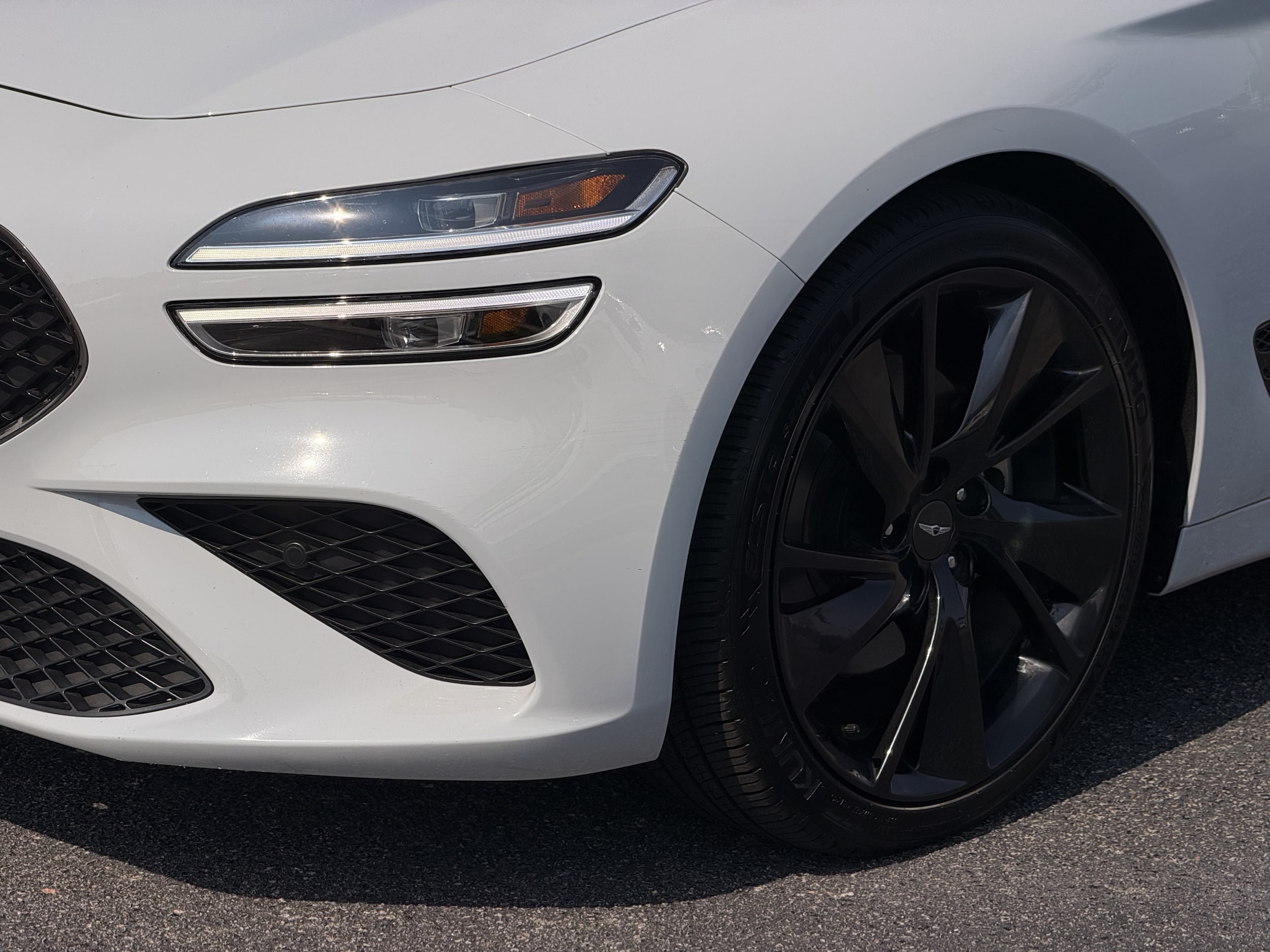 2023 Genesis G70 2.0T
