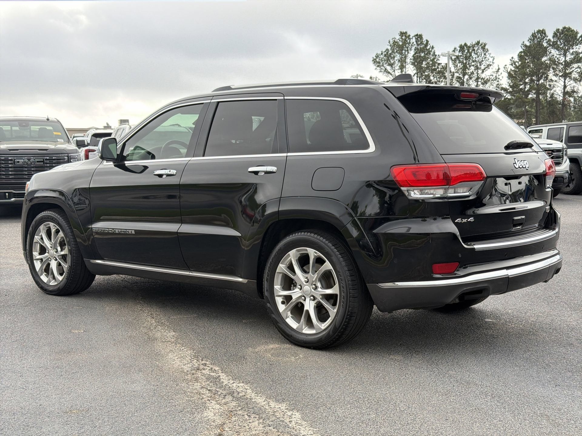 2020 Jeep Grand Cherokee Summit photo 6