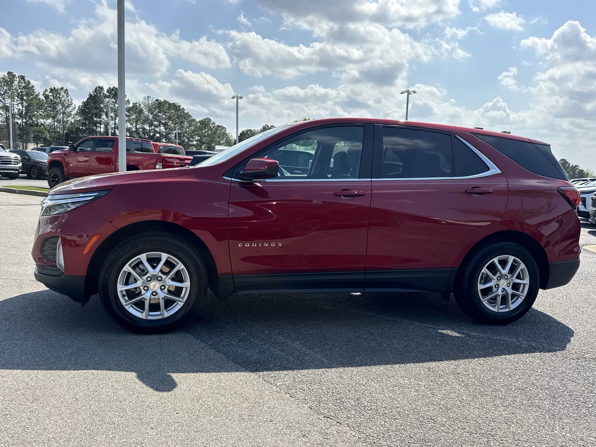 2024 Chevrolet Equinox LT photo 5