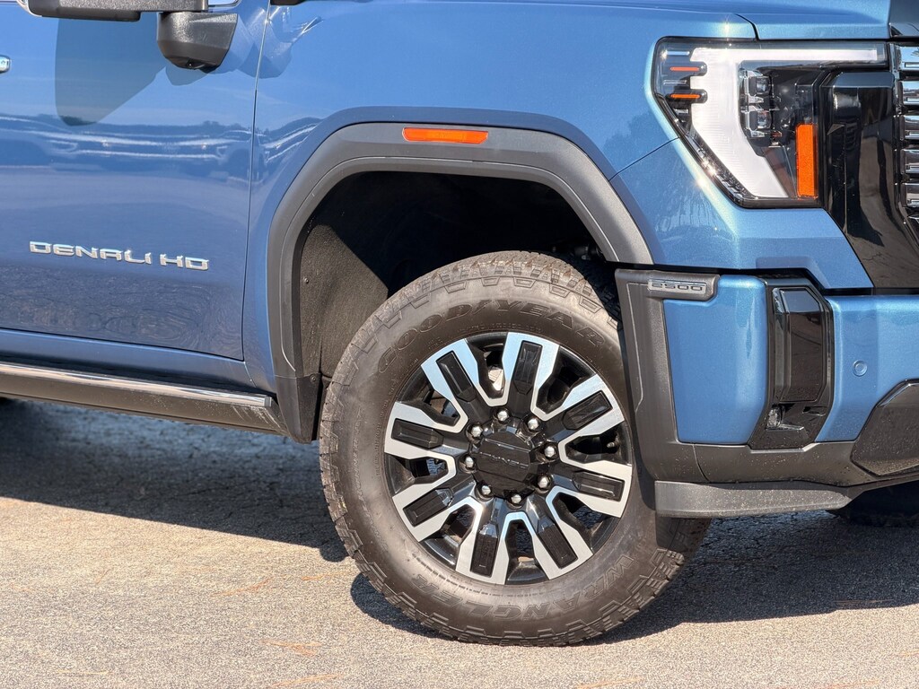 Used 2025 GMC Sierra 2500HD Denali Ultimate Pickup