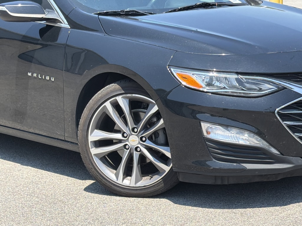 Used 2022 Chevrolet Malibu Premier Sedan