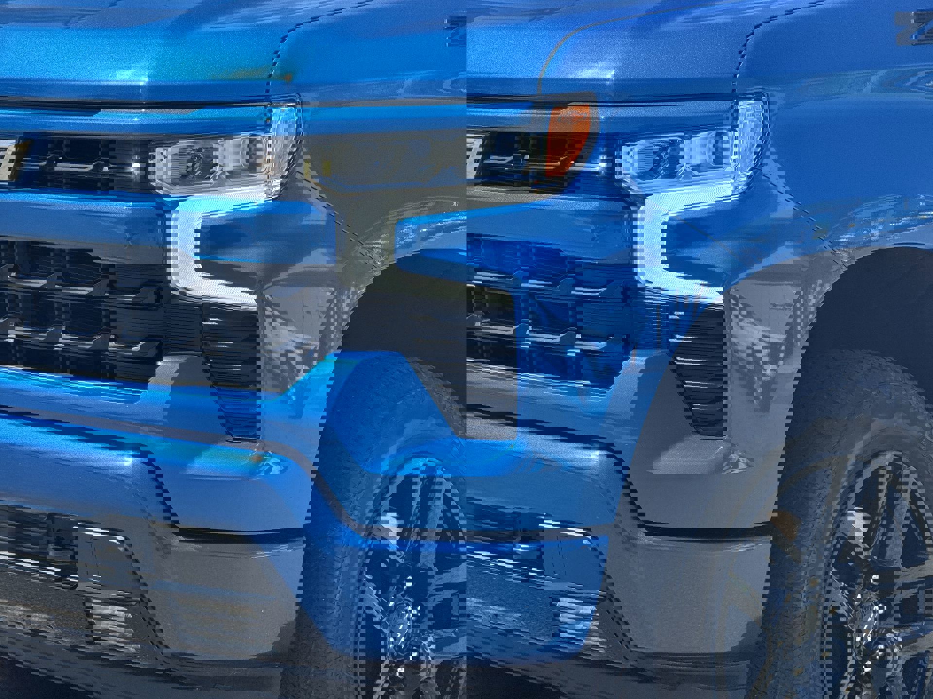 2023 Chevrolet Silverado 1500 RST photo 5