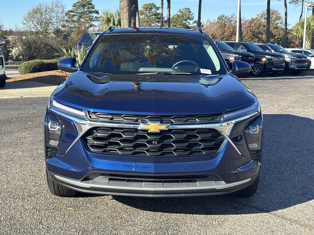 Used 2024 Chevrolet Trax LT SUV