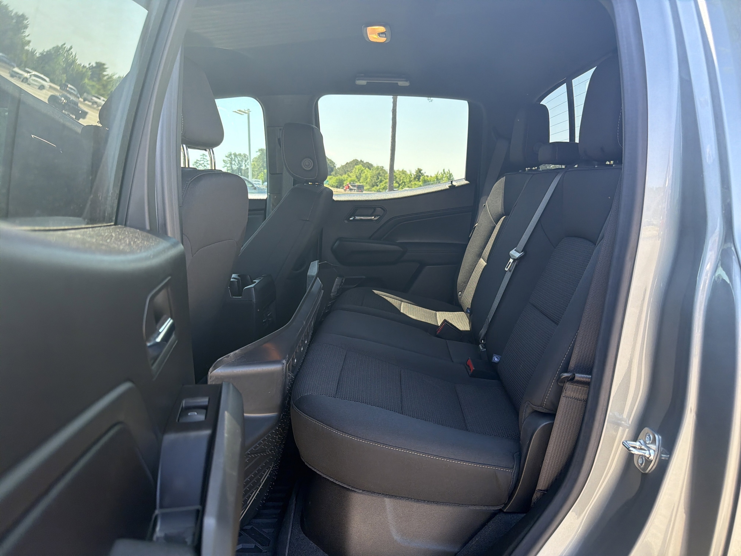 2024 GMC Canyon 2WD Elevation photo 5