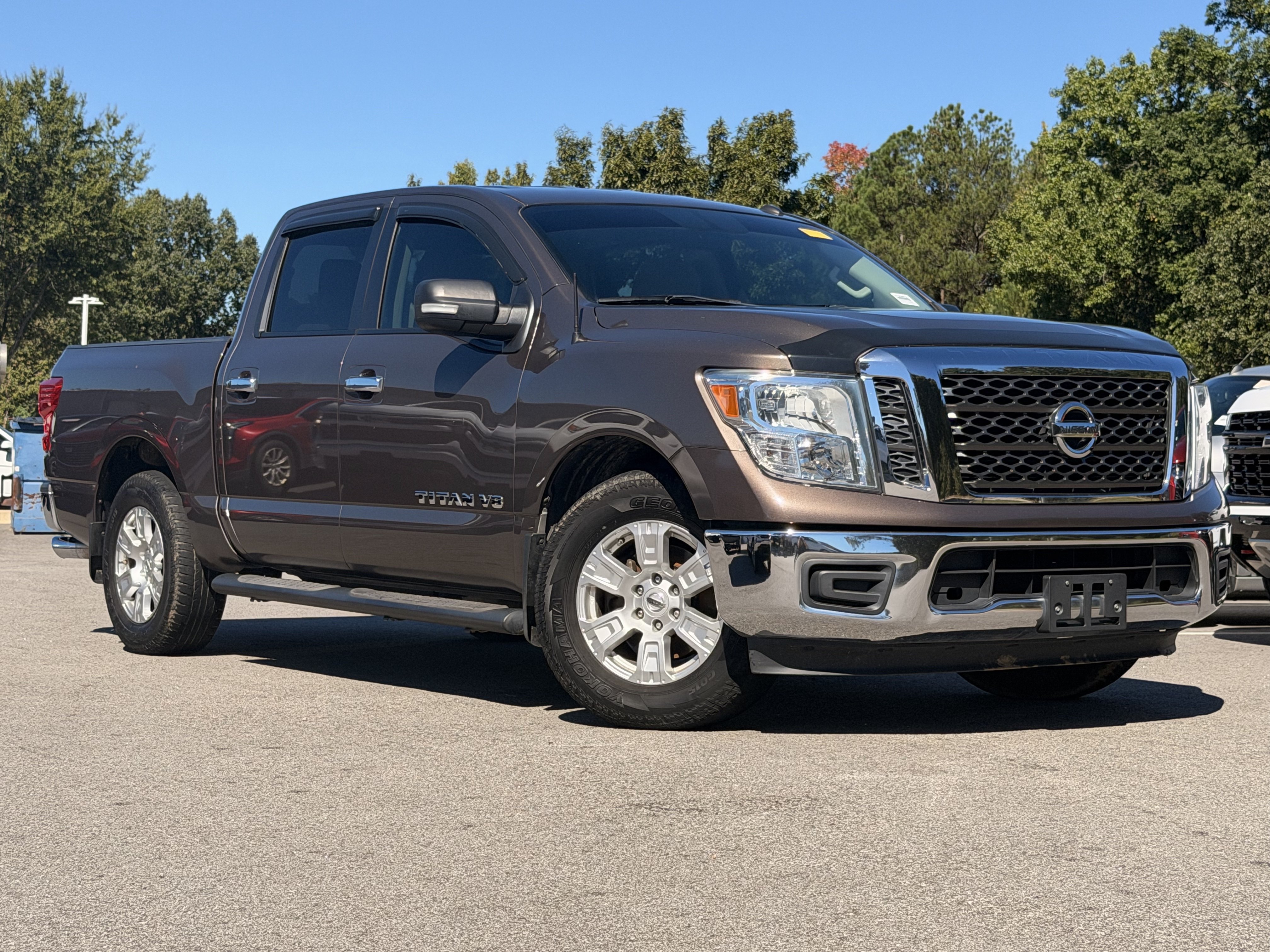 Used 2018 Nissan Titan SV Pickup