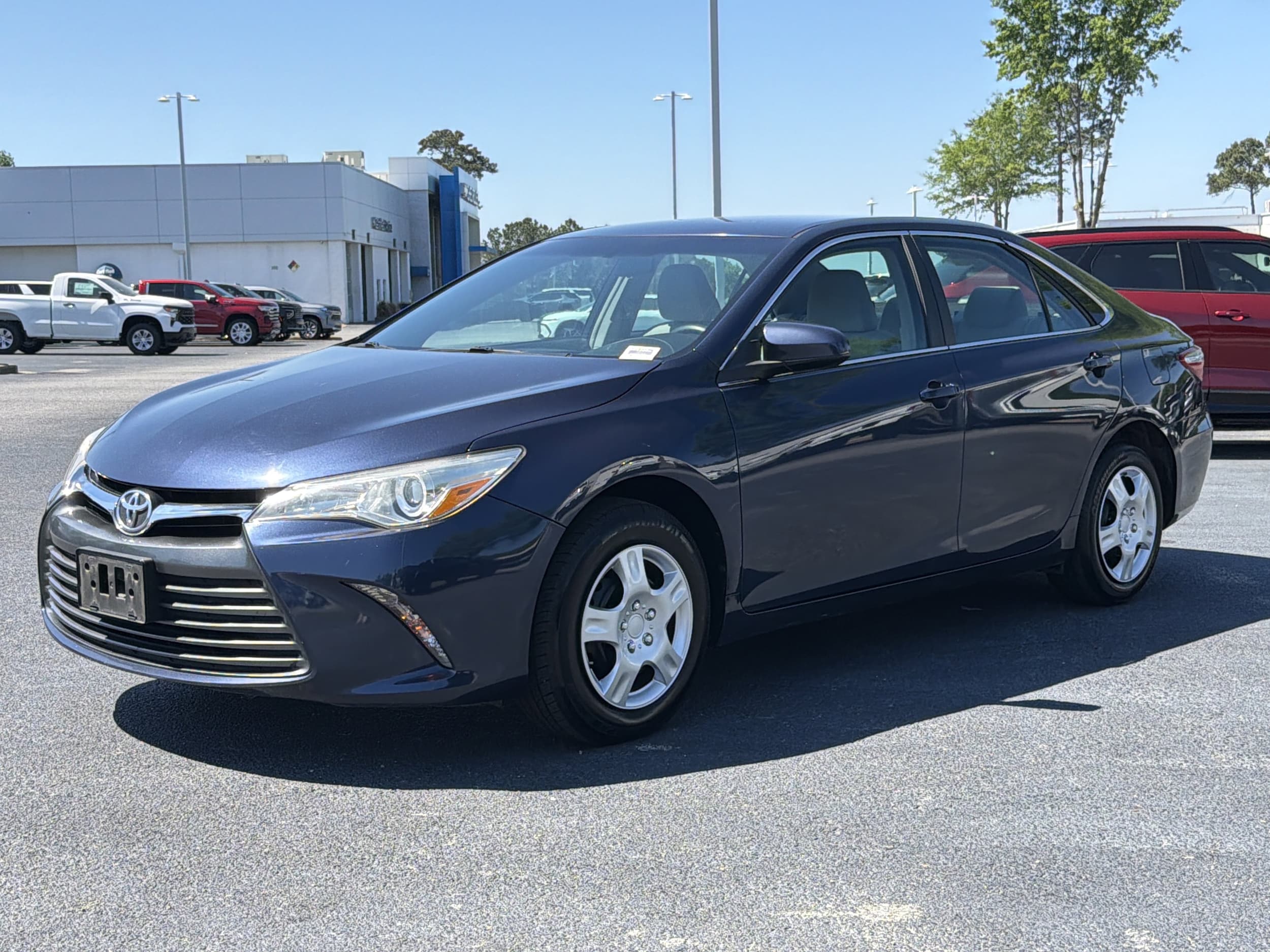 2015 Toyota Camry LE photo 5