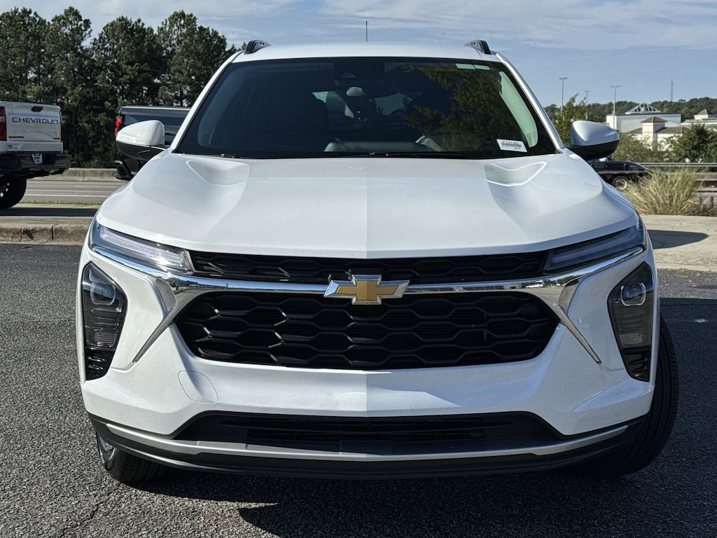 Used 2024 Chevrolet Trax LT SUV