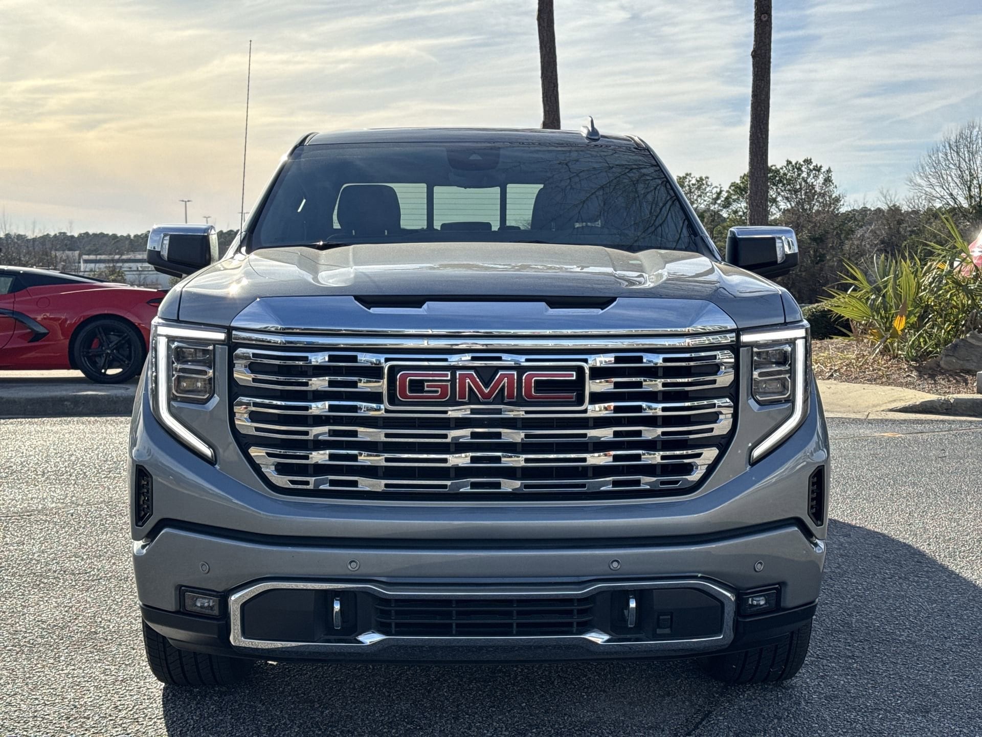 2025 GMC Sierra 1500 Denali photo 2