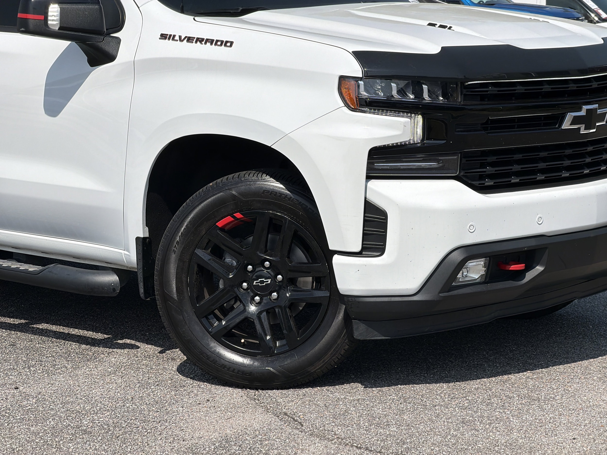 2021 Chevrolet Silverado 1500 RST photo 2