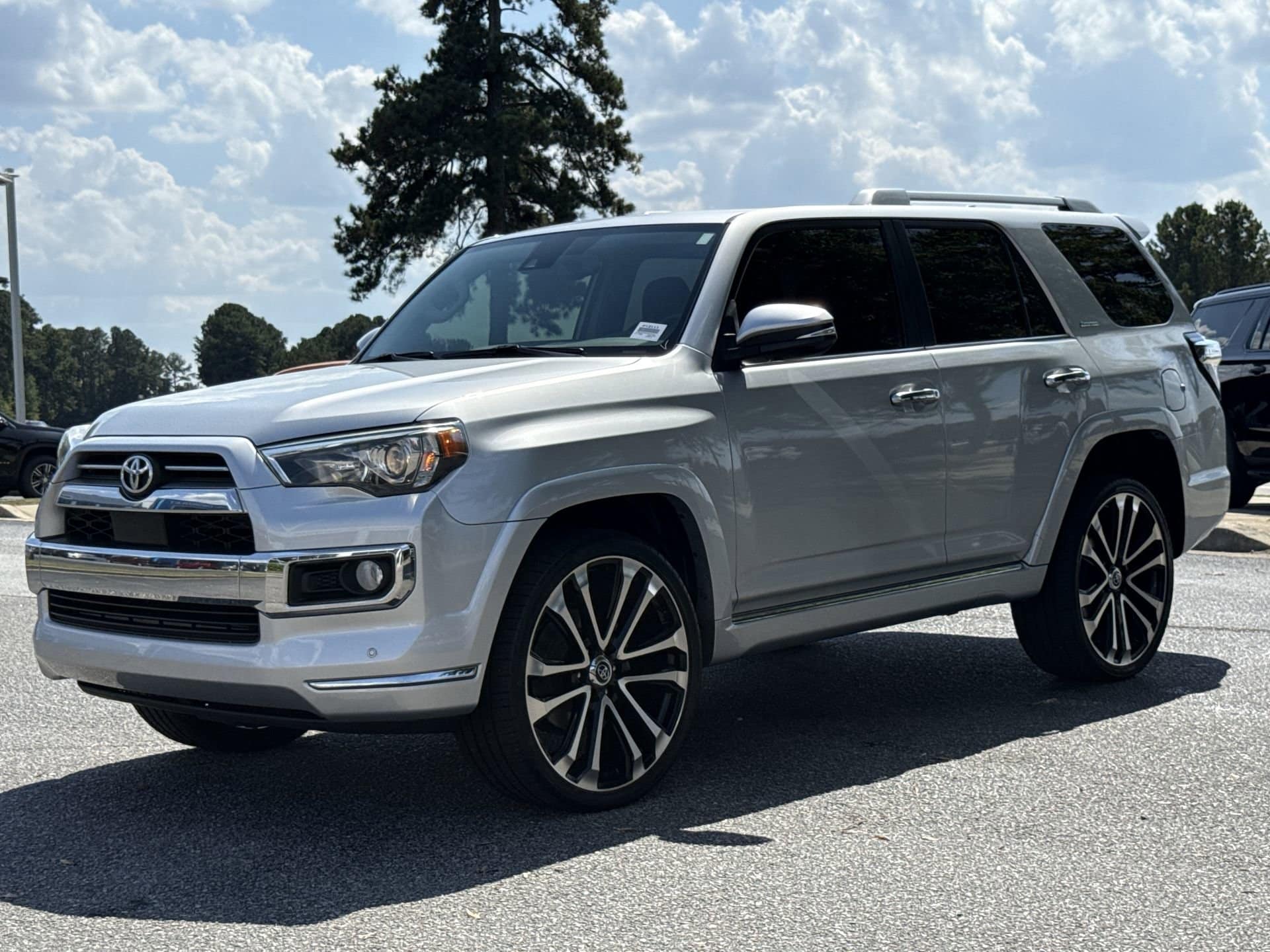 2020 Toyota 4Runner Limited photo 3