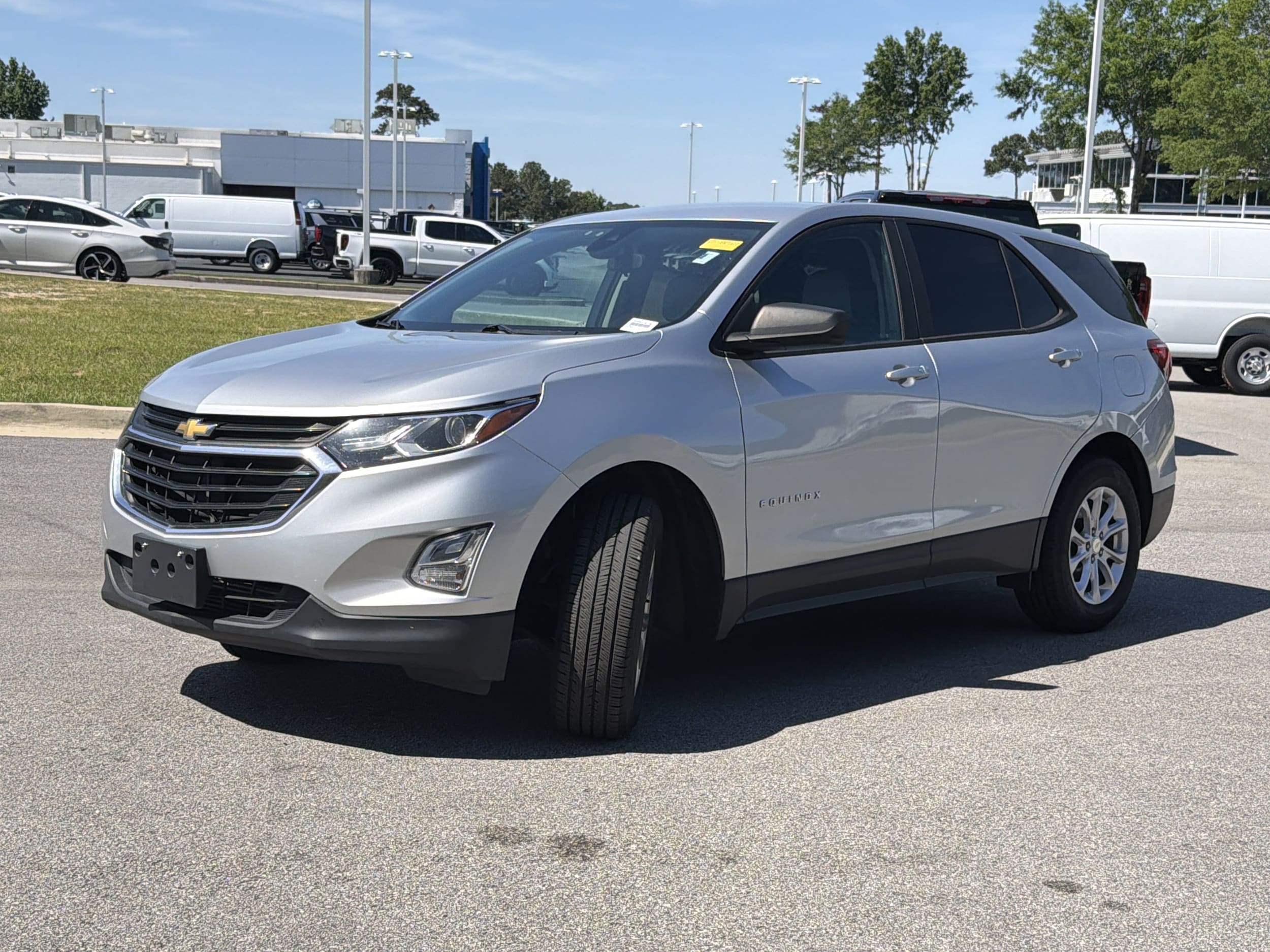 2020 Chevrolet Equinox LS photo 6