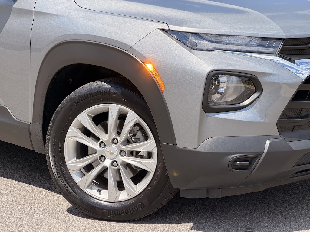 Used 2023 Chevrolet Trailblazer LS SUV
