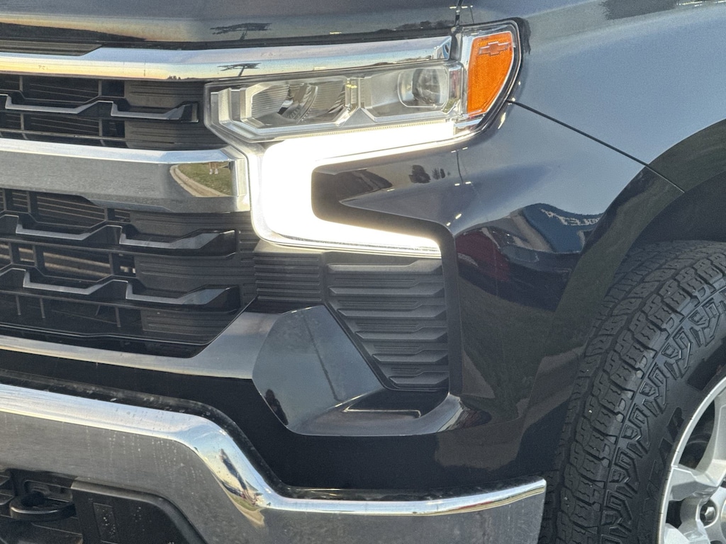 Used 2023 Chevrolet Silverado 1500 LT Pickup