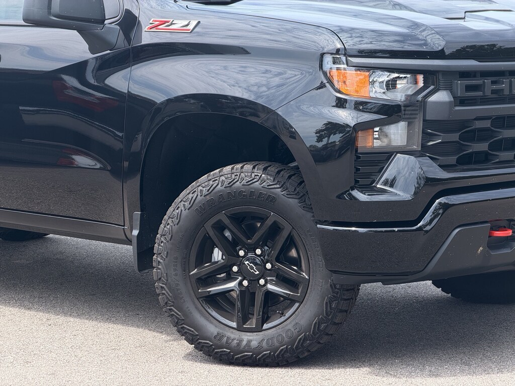 Used 2026 Chevrolet Silverado 1500 Custom Trail Boss Pickup