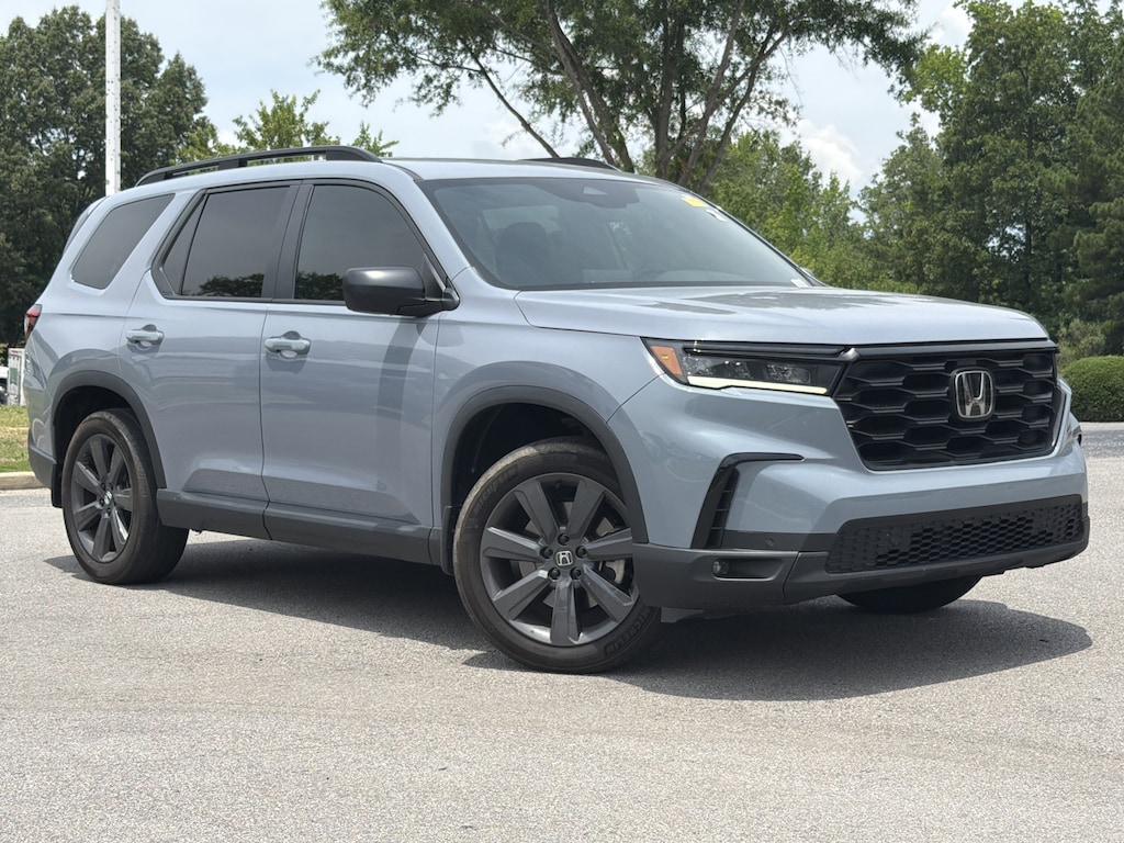 Used 2023 Honda Pilot Sport SUV