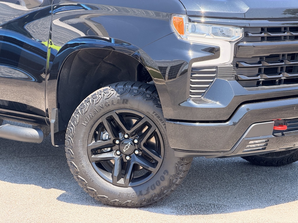 Used 2024 Chevrolet Silverado 1500 LT Trail Boss Pickup