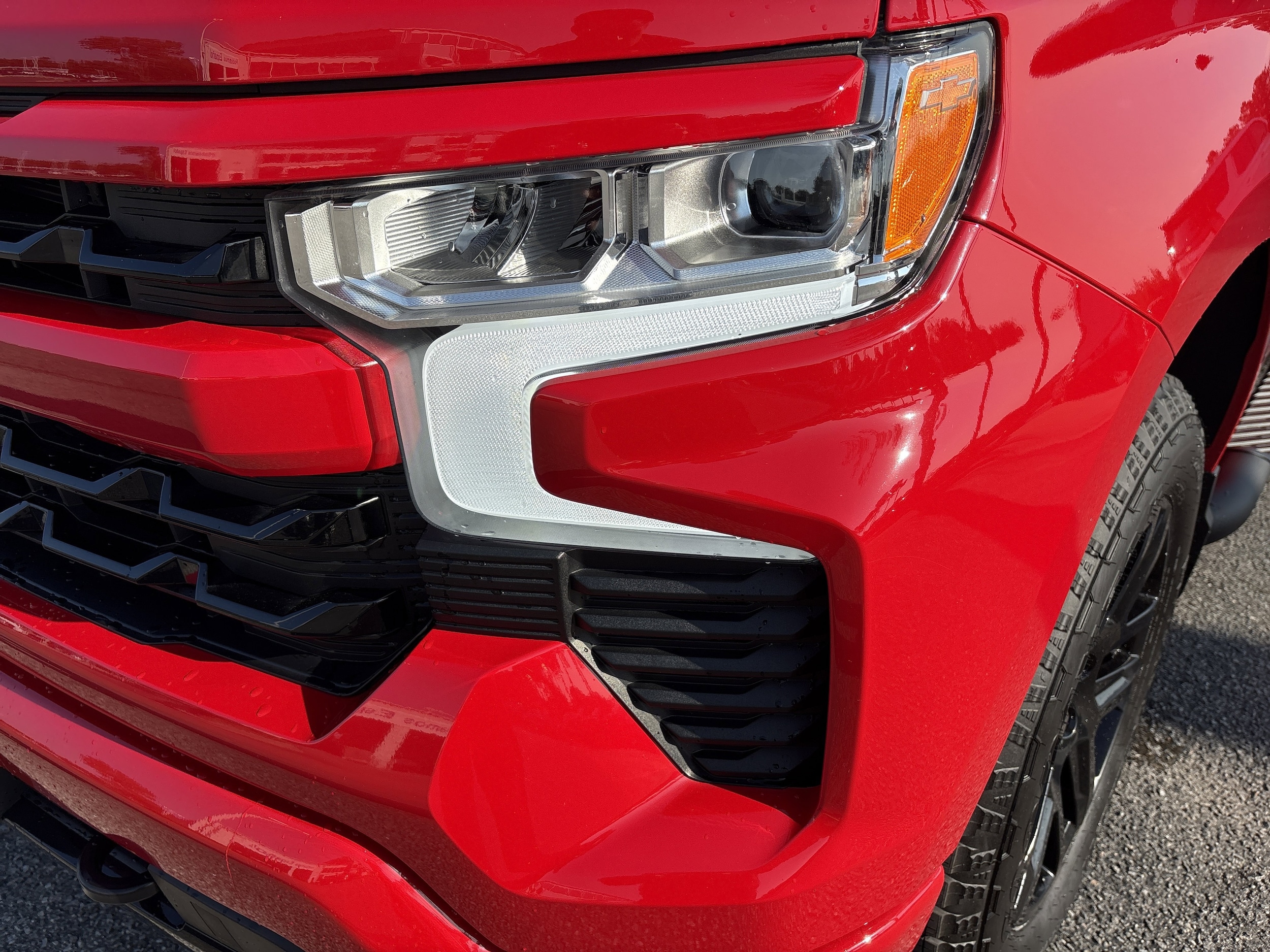 2023 Chevrolet Silverado 1500 RST photo 5