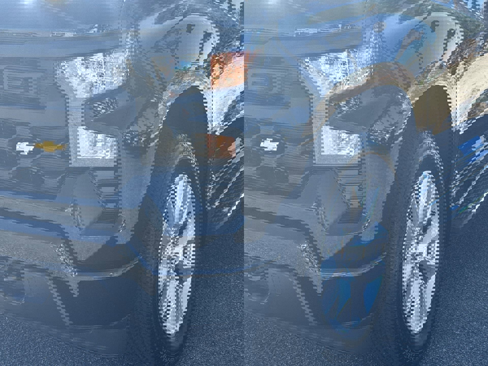 2025 Chevrolet Silverado 1500 Custom photo 4