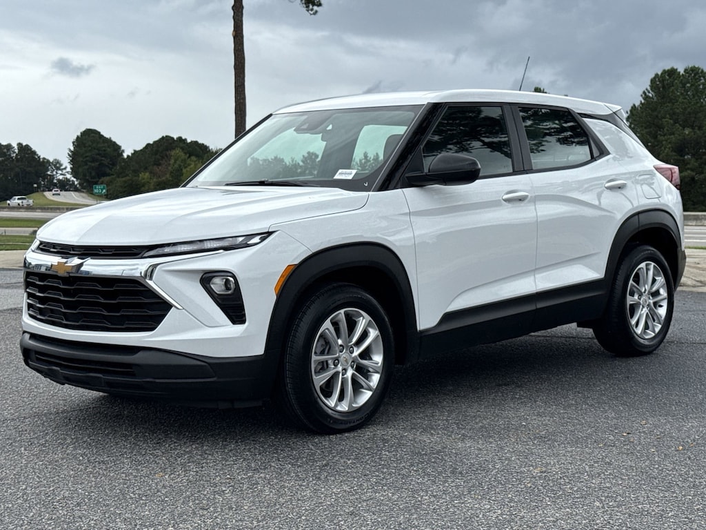 Used 2024 Chevrolet Trailblazer LS SUV