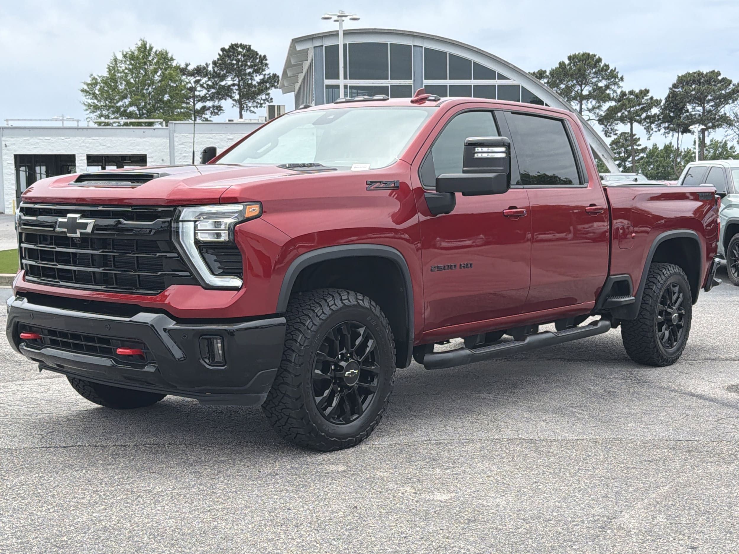 2025 Chevrolet Silverado 2500HD LTZ photo 5