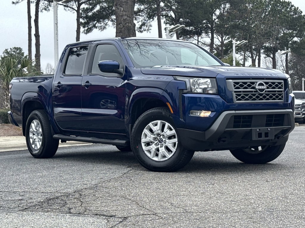 Used 2022 Nissan Frontier SV Pickup