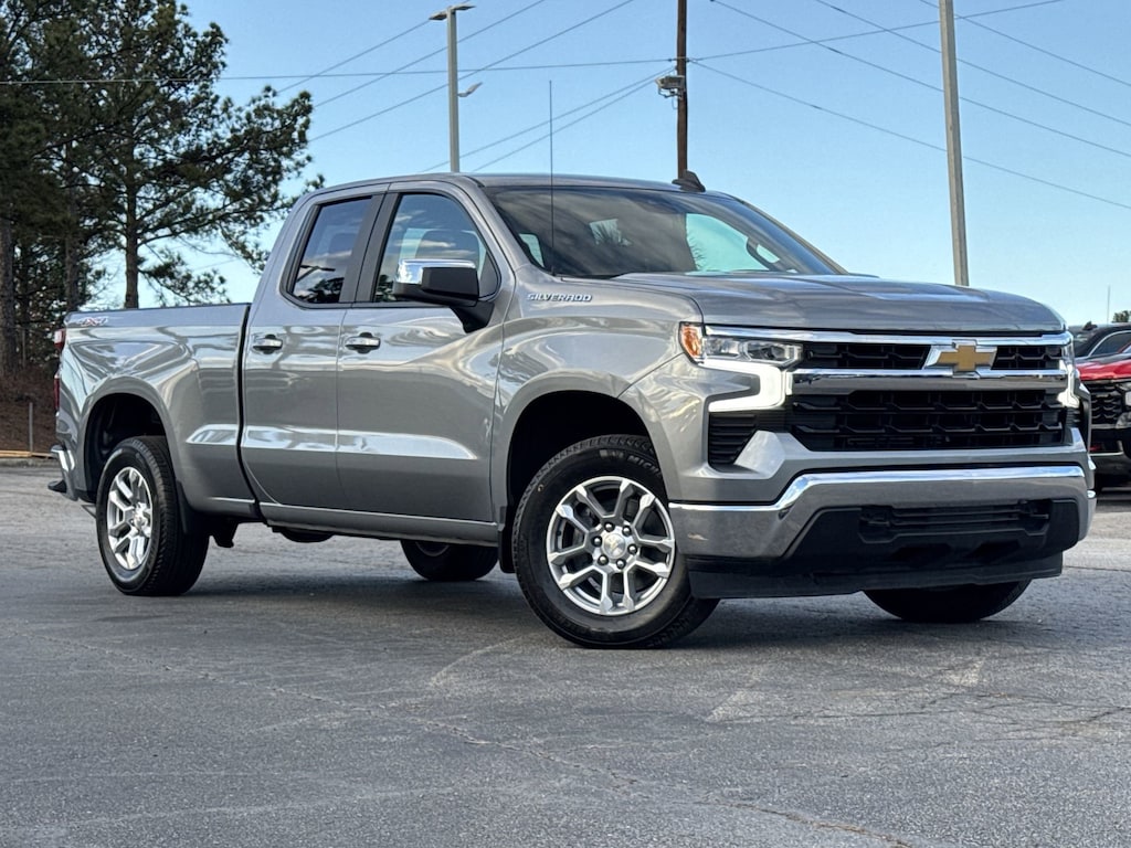 Used 2024 Chevrolet Silverado 1500 LT Pickup