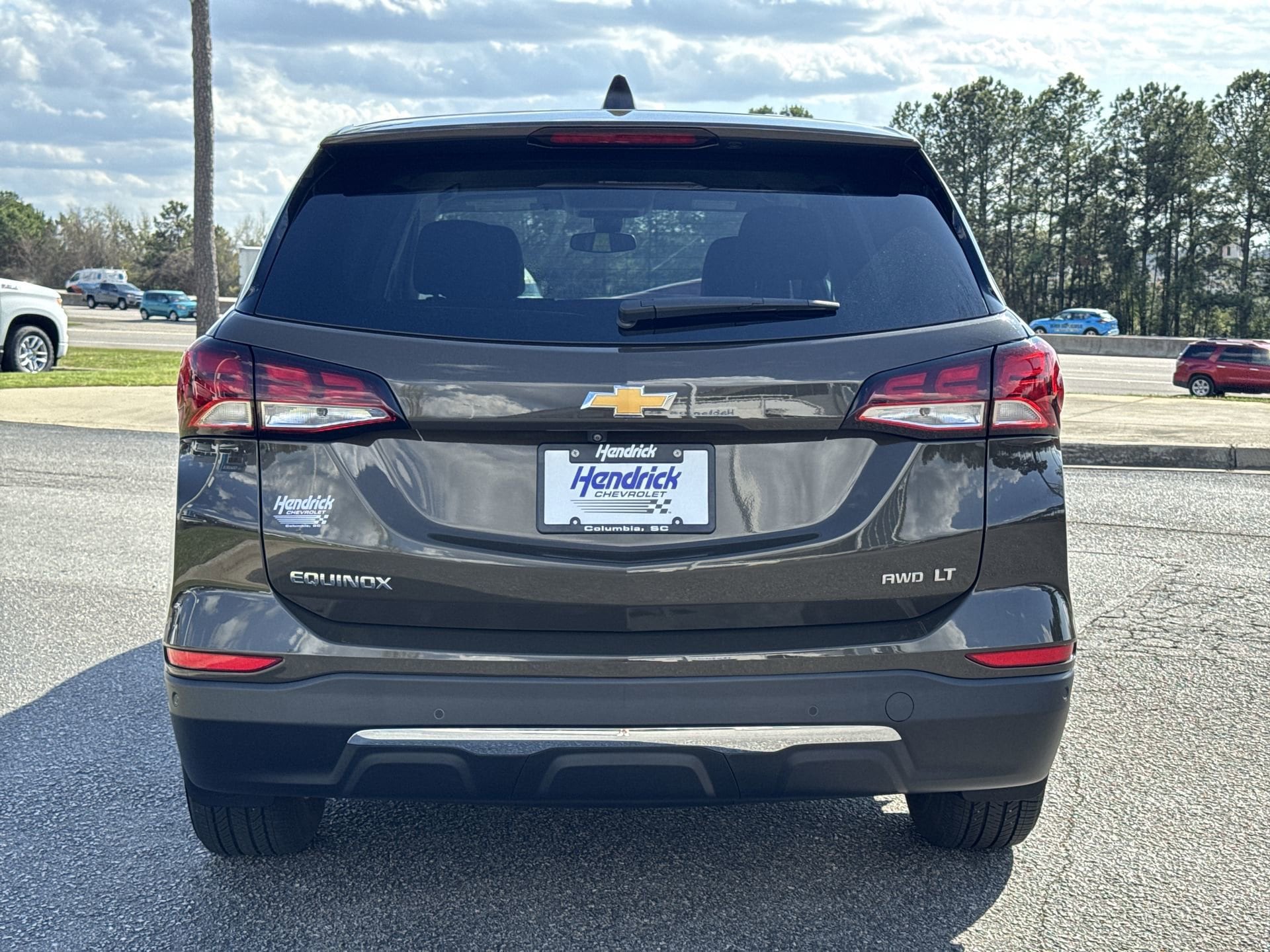 2024 Chevrolet Equinox LT photo 3