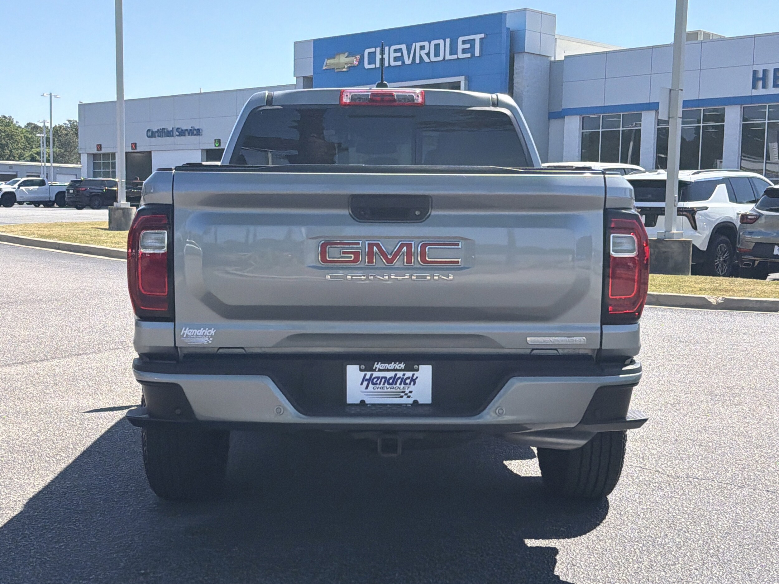 2024 GMC Canyon 2WD Elevation photo 4