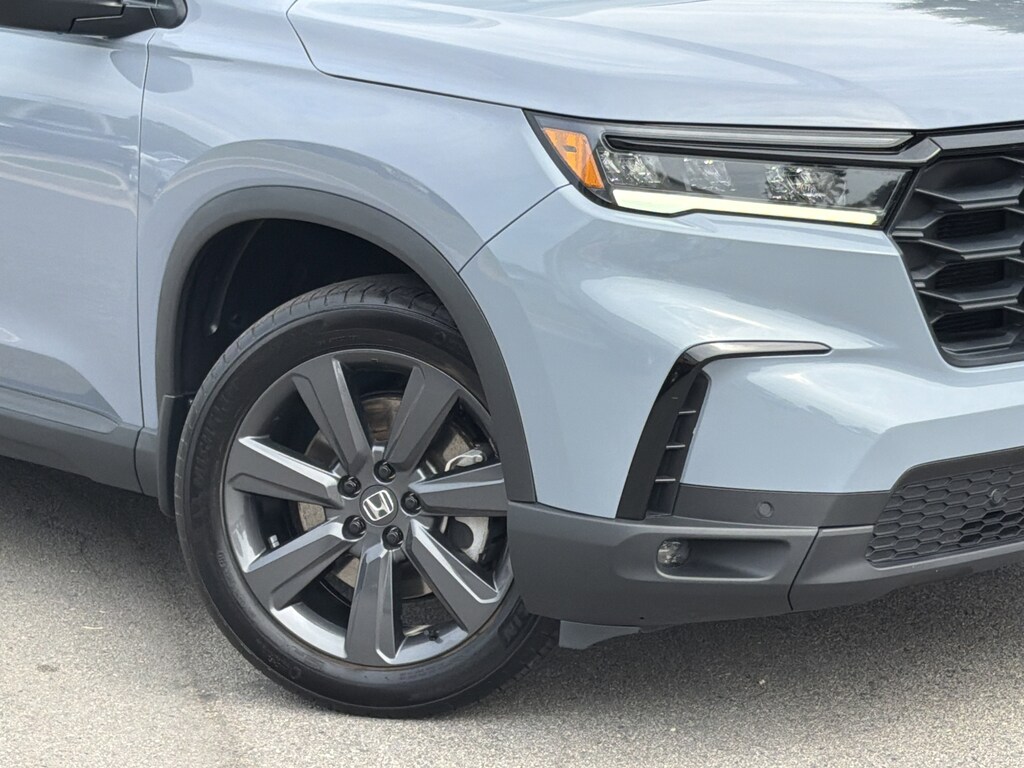 Used 2023 Honda Pilot Sport SUV