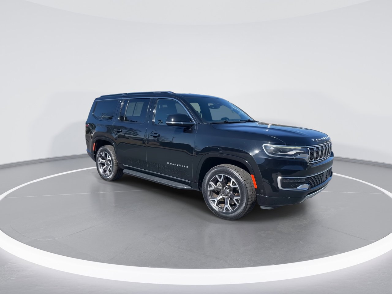 2023 Jeep Wagoneer Series III photo 3