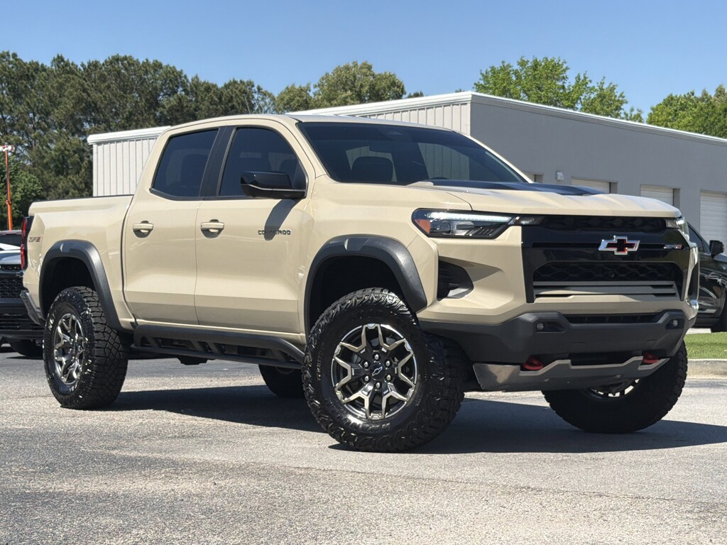 Used 2024 Chevrolet Colorado 4WD ZR2 Pickup
