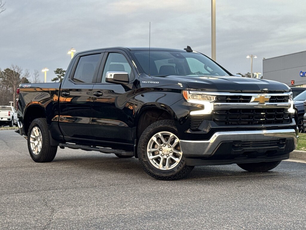 Used 2023 Chevrolet Silverado 1500 LT Pickup