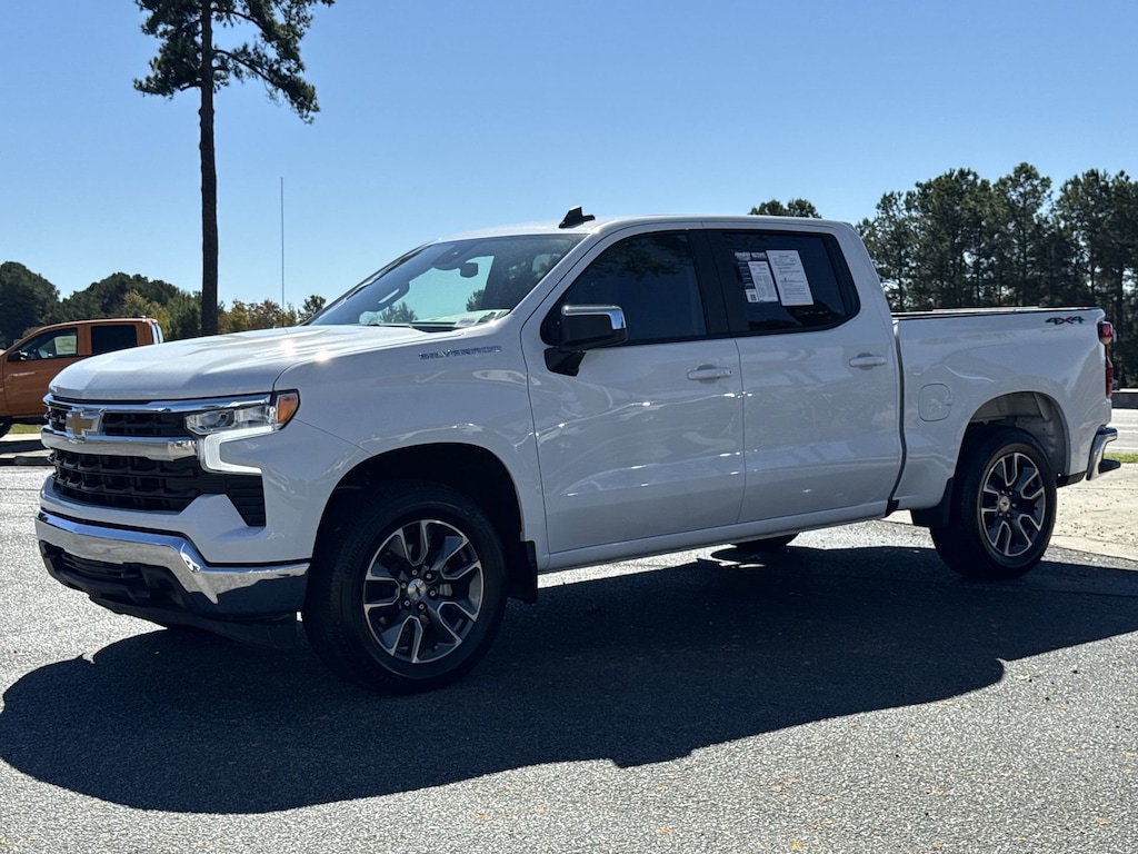 Used 2025 Chevrolet Silverado 1500 LT Pickup