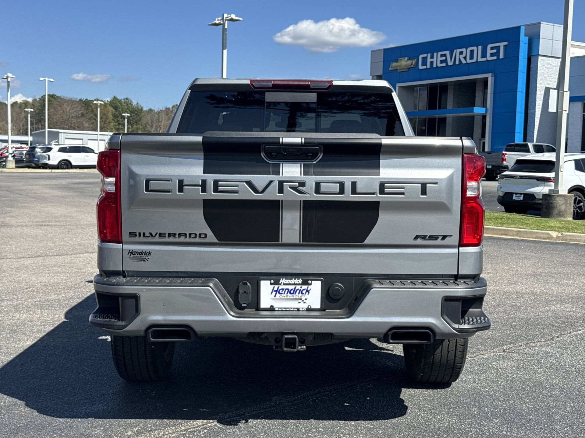 2023 Chevrolet Silverado 1500 RST photo 3