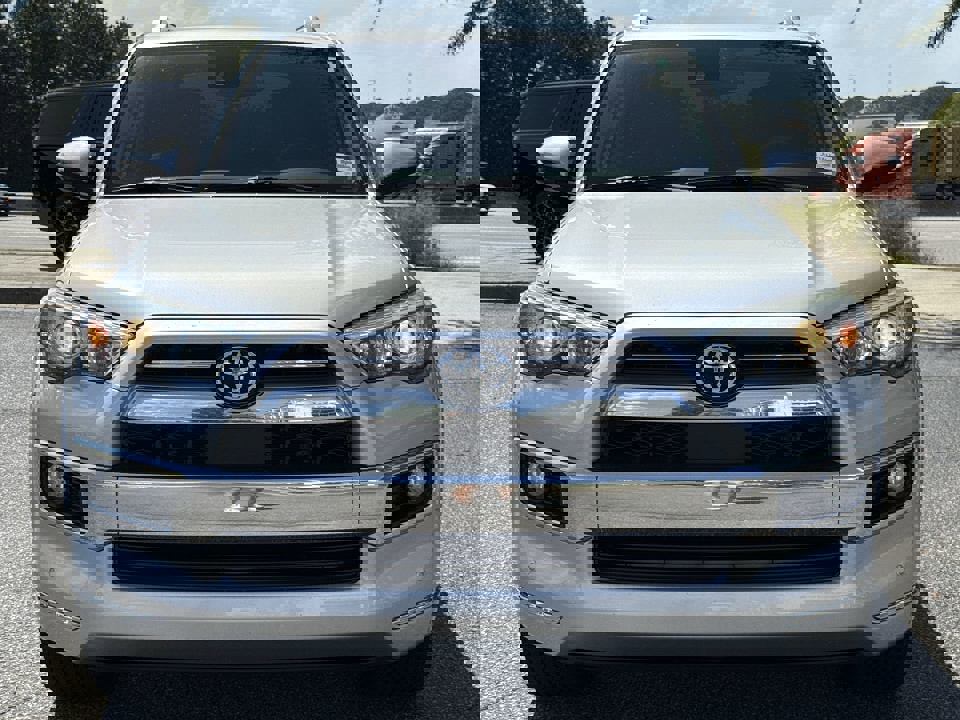 2020 Toyota 4Runner Limited photo 2