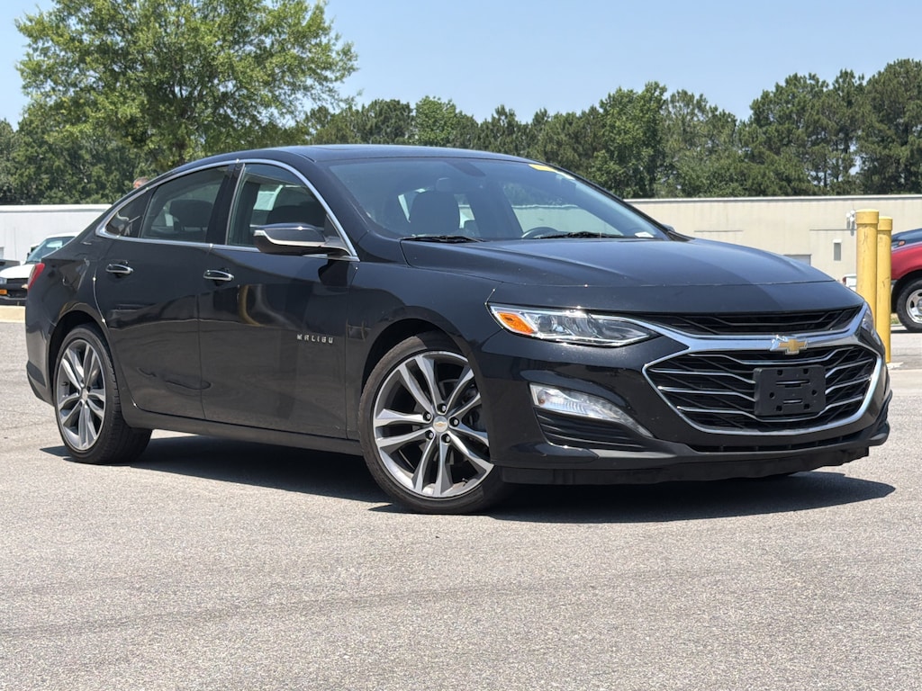 Used 2022 Chevrolet Malibu Premier Sedan