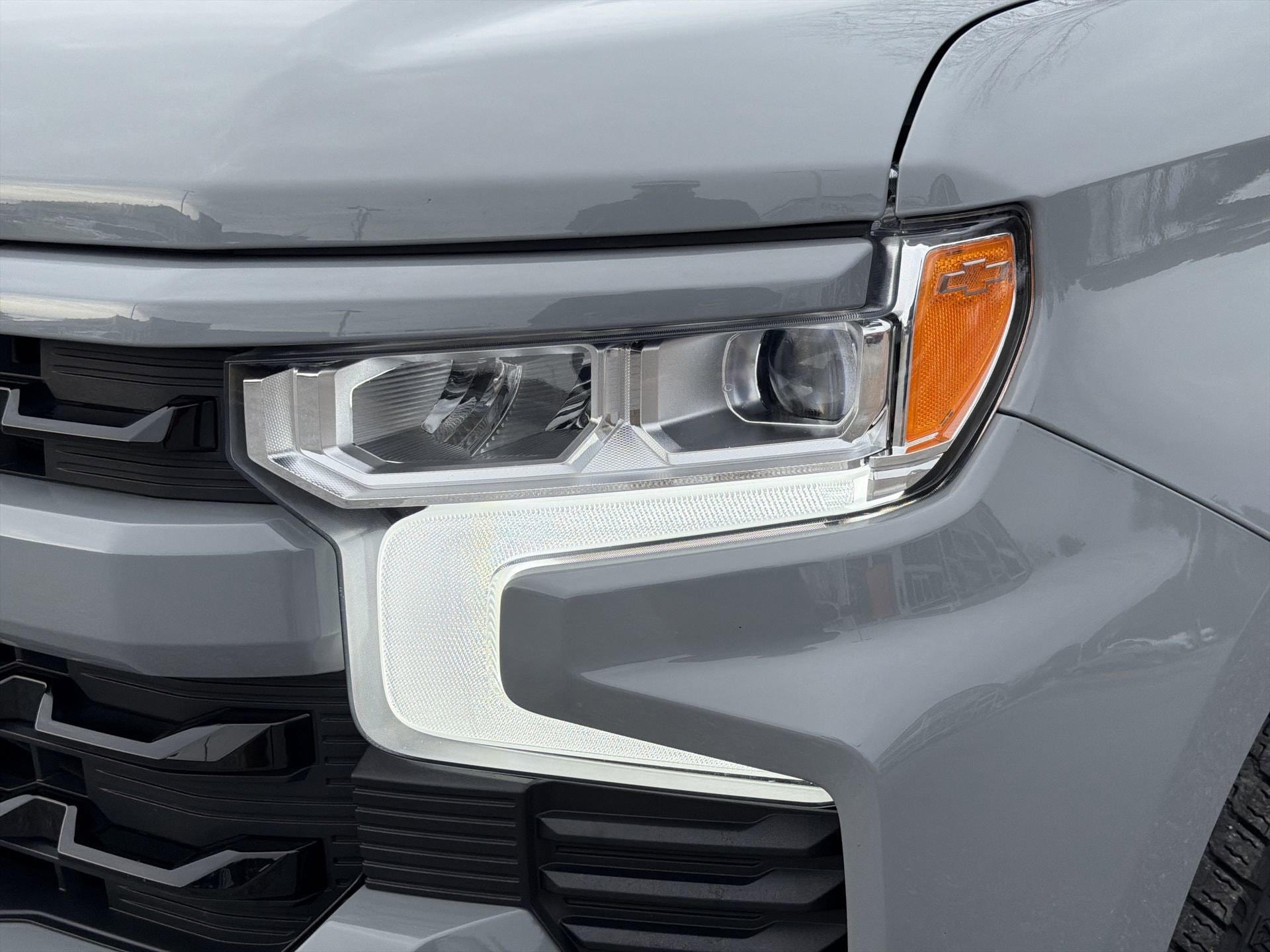 2024 Chevrolet Silverado 1500 RST photo 4