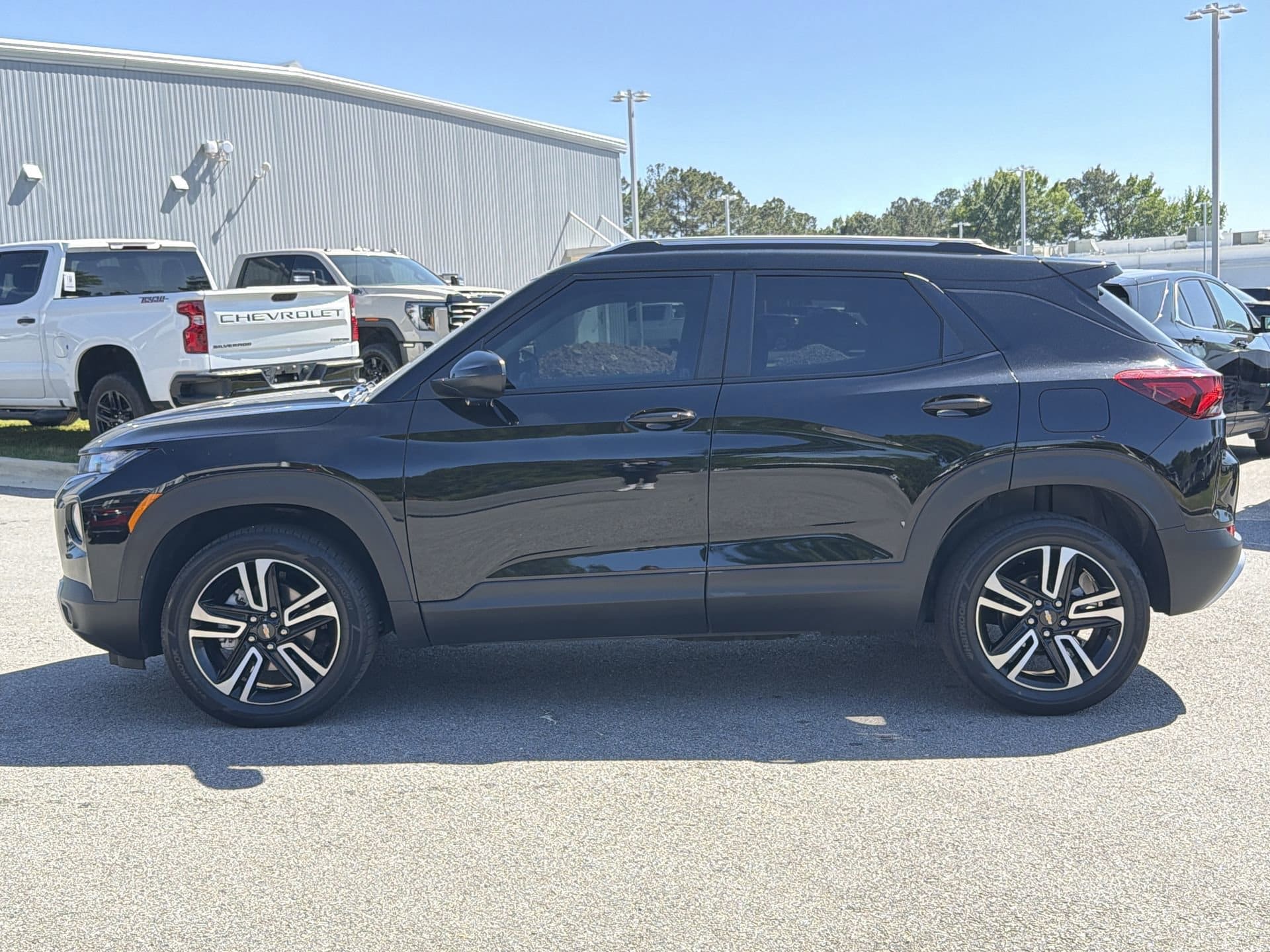 2023 Chevrolet Trailblazer LT photo 5