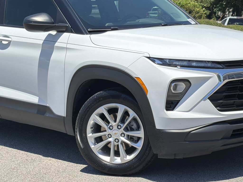 Used 2024 Chevrolet Trailblazer LS SUV