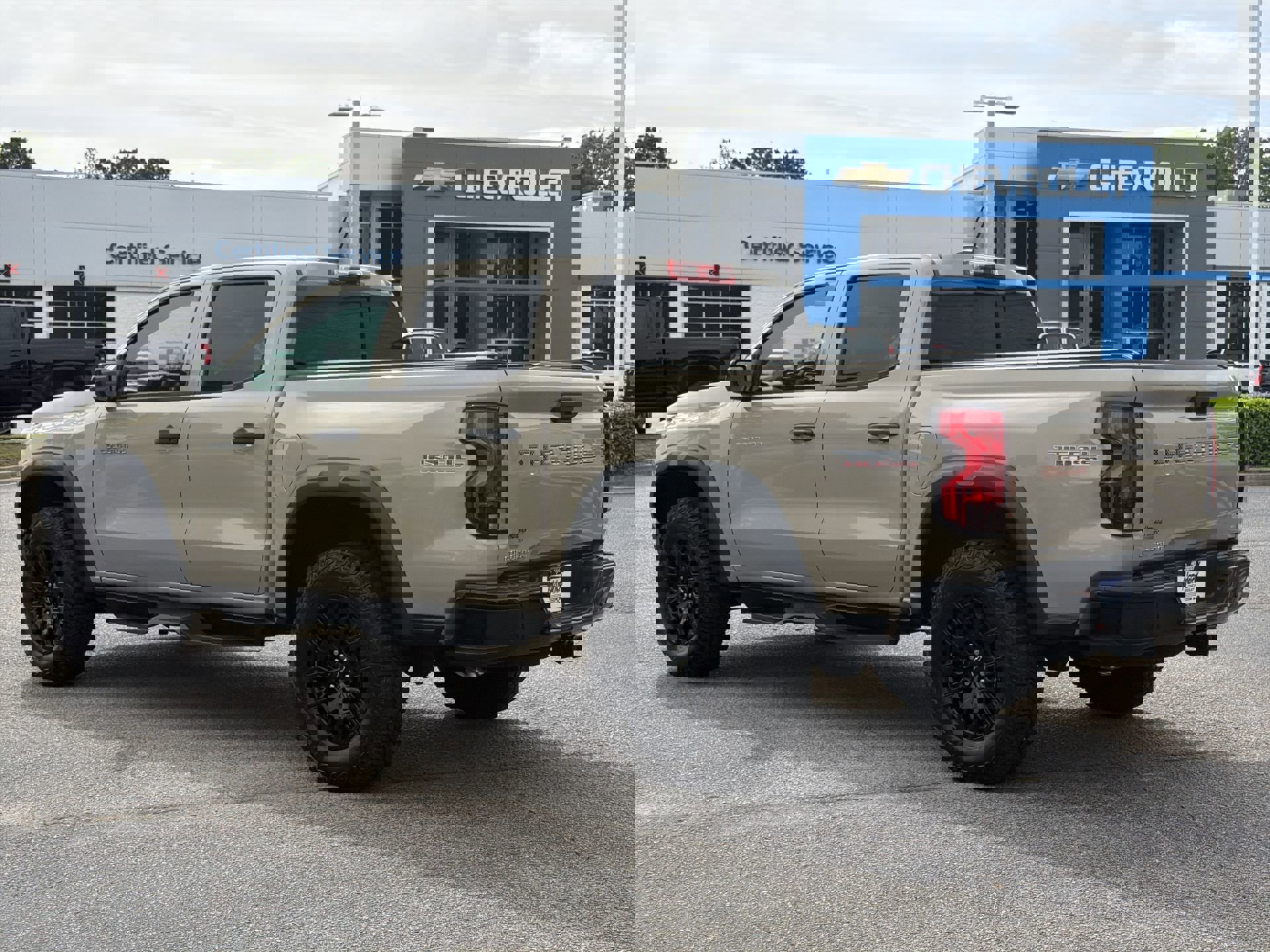 2024 Chevrolet Colorado 4WD Trail Boss photo 6