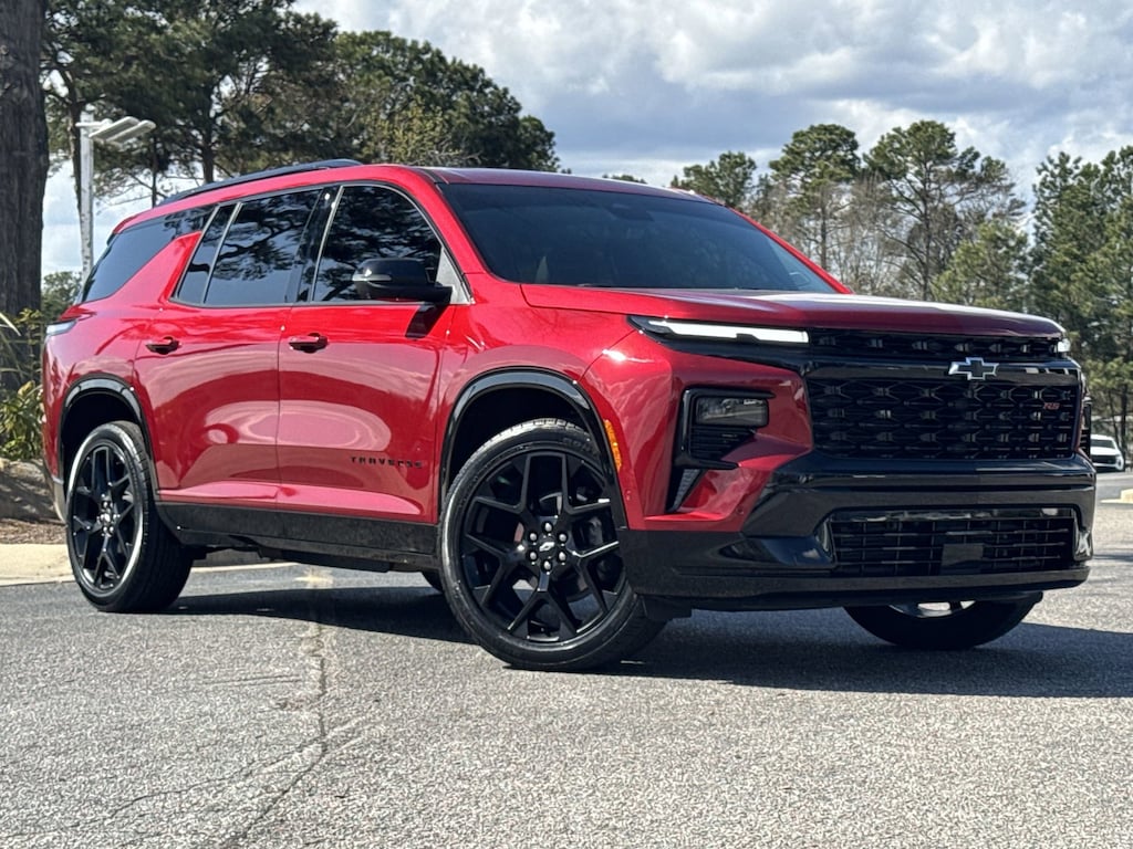 Used 2024 Chevrolet Traverse FWD RS SUV