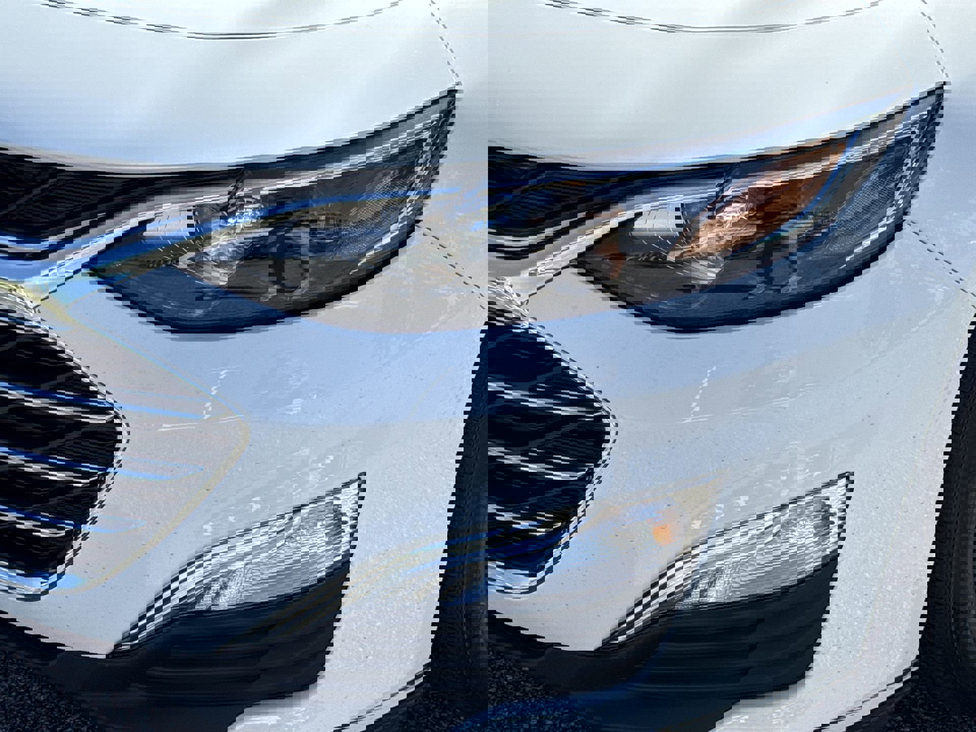 2023 Chevrolet Malibu LS photo 4
