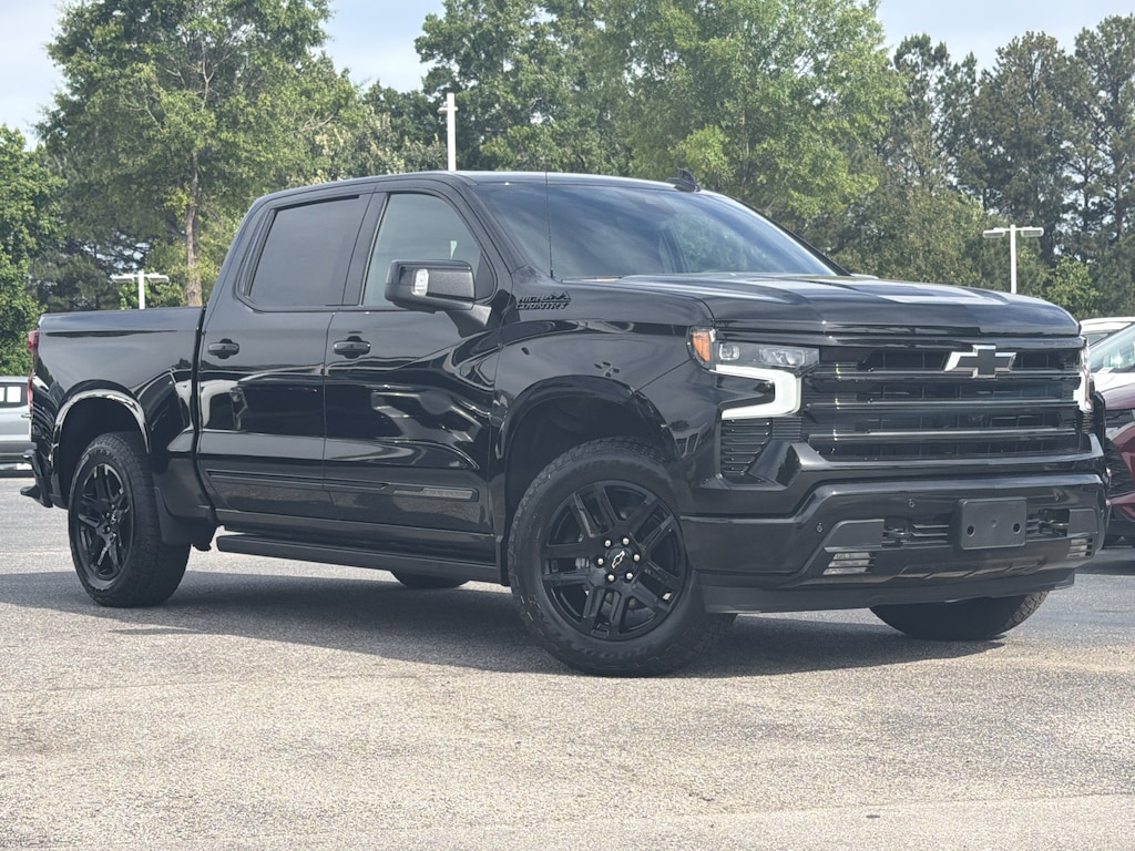 Used 2025 Chevrolet Silverado 1500 High Country Pickup