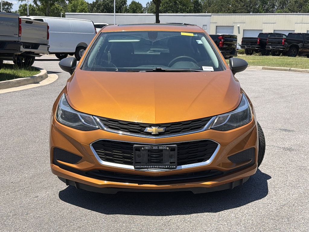 Used 2017 Chevrolet Cruze LT Hatchback