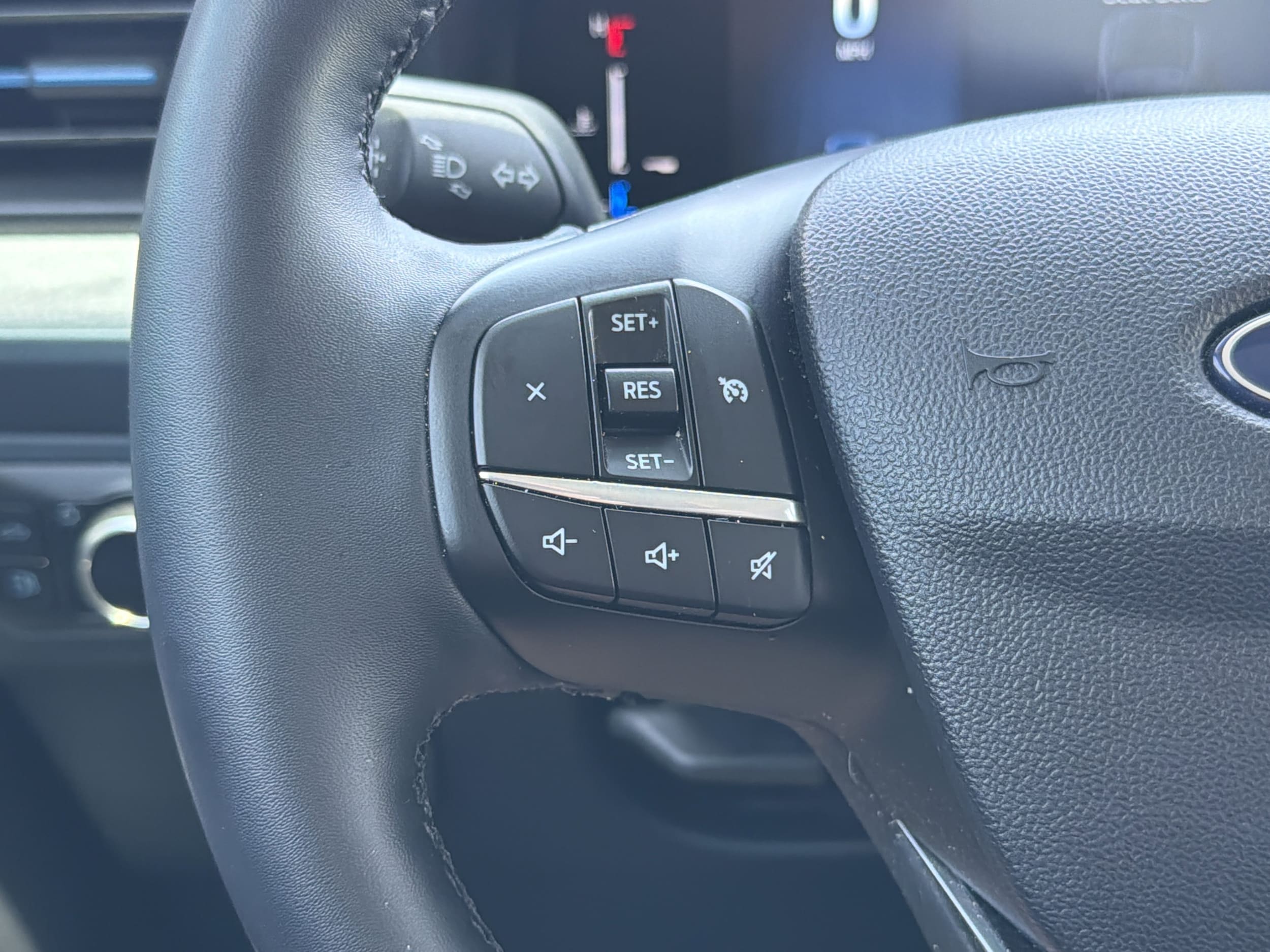 2025 Ford Maverick XLT photo 3