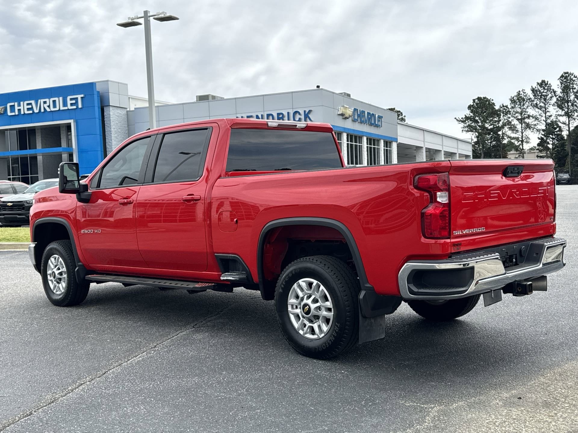 2024 Chevrolet Silverado 2500HD LT photo 6