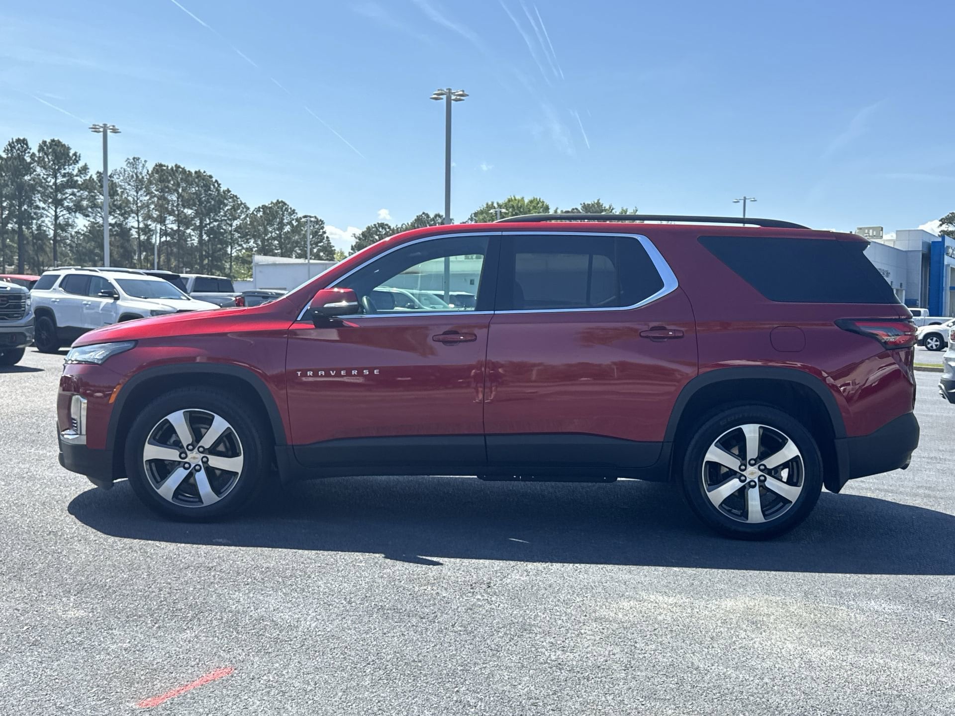 2023 Chevrolet Traverse LT Leather photo 5