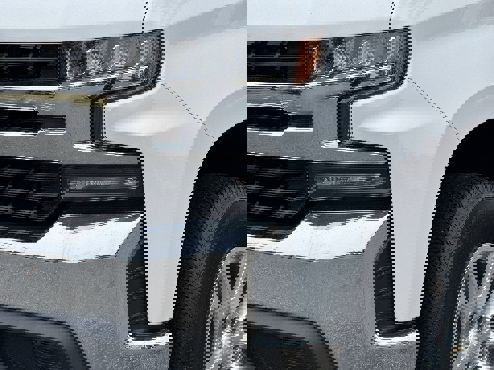 2020 Chevrolet Silverado 1500 LT photo 4